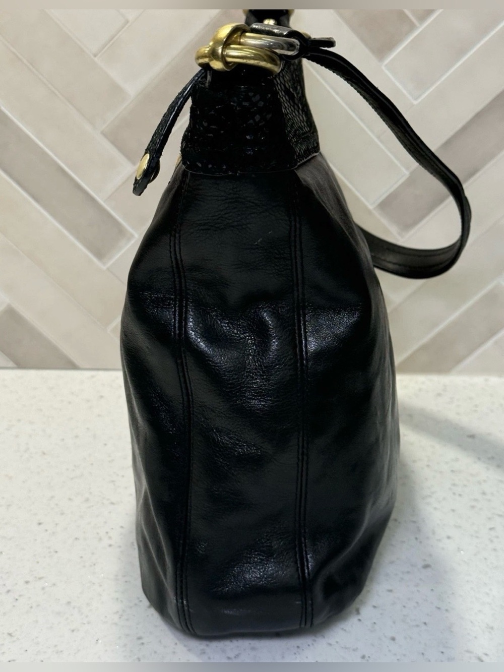 Coach Ashley Hobo Hippie Leather F20114
Pleated Shoulder Bag Handbag Purse READ - Picture 5 of 10